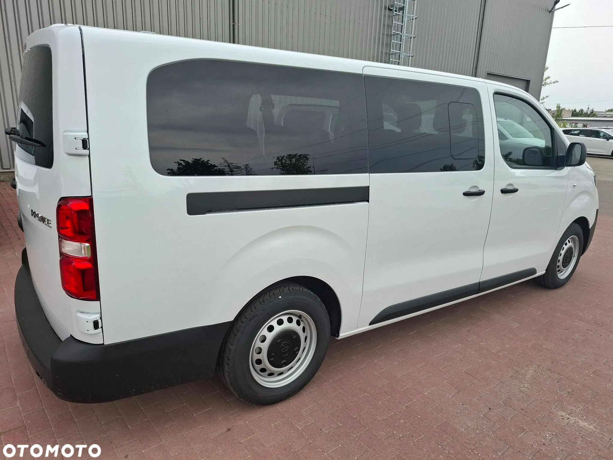Toyota Proace Verso 2.0 D4-D Long Combi - 31