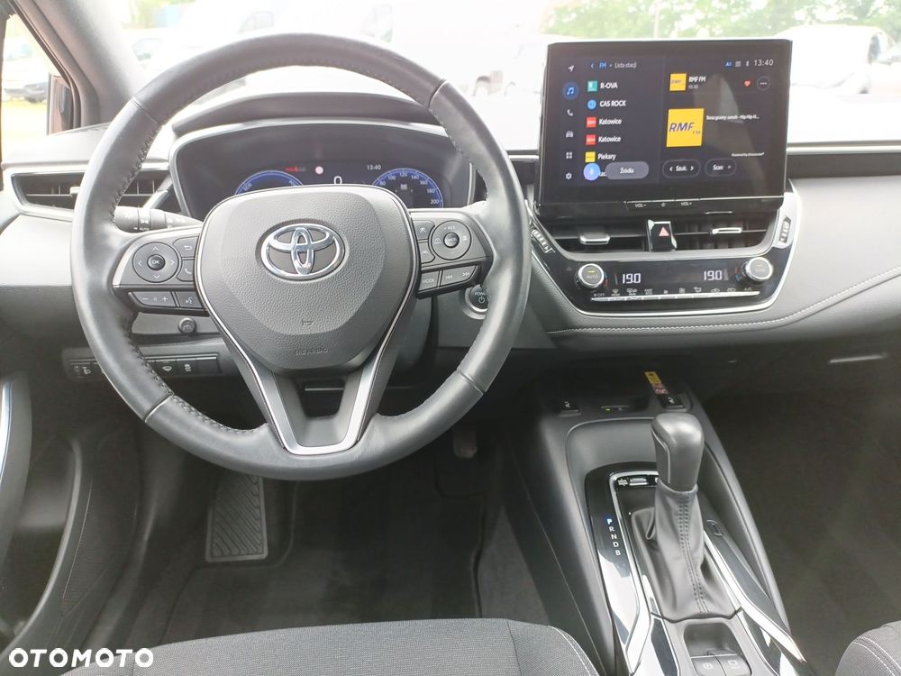 Toyota Corolla - 13