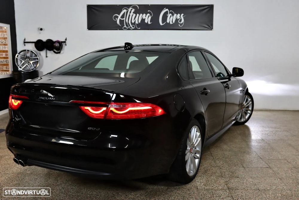 Jaguar XF 20d Aut. R-Sport - 34