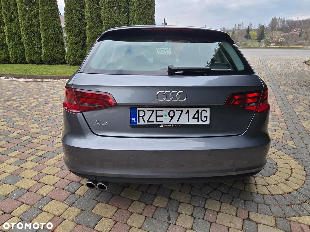 Audi A3 Sportback 2.0 TDI Ambition - 4