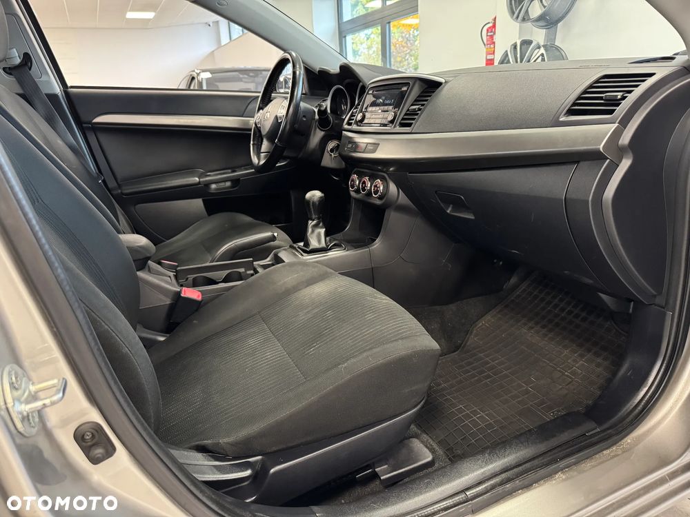 Mitsubishi Lancer 1.8 Intense - 7