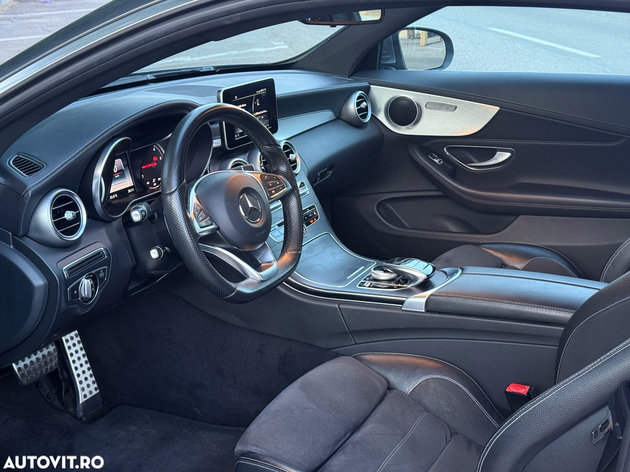 Mercedes-Benz C 220 d Coupe 9G-TRONIC AMG Line - 4