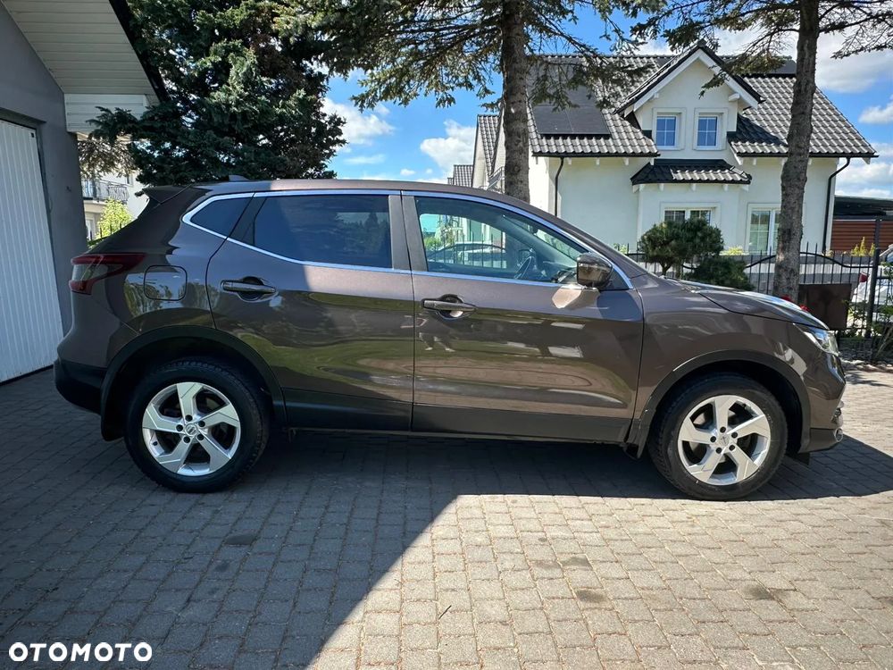 Nissan Qashqai 1.3 DIG-T DCT TEKNA - 4