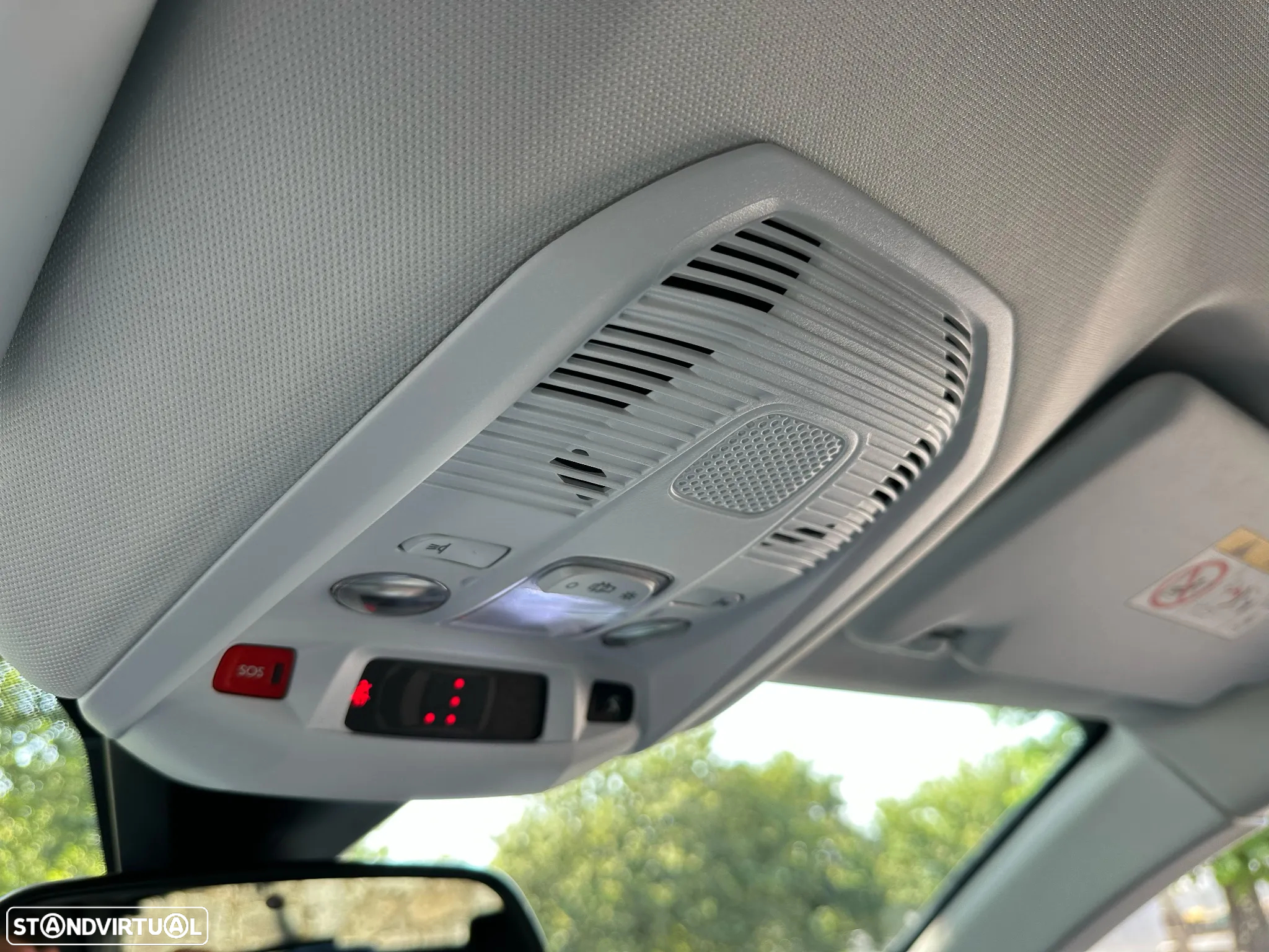 Peugeot 3008 1.2 PureTech Allure Pack - 24