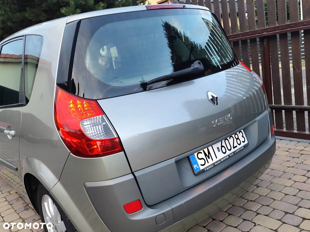Renault Scenic 1.6 16V Confort Expression - 24