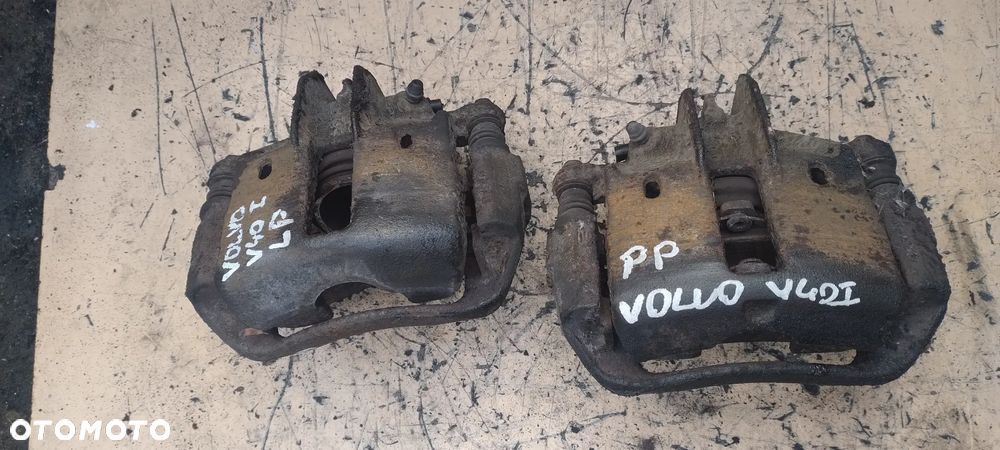 VOLVO V40 S40 I 1,8 16V zacisk jarzmo przód tył - 1