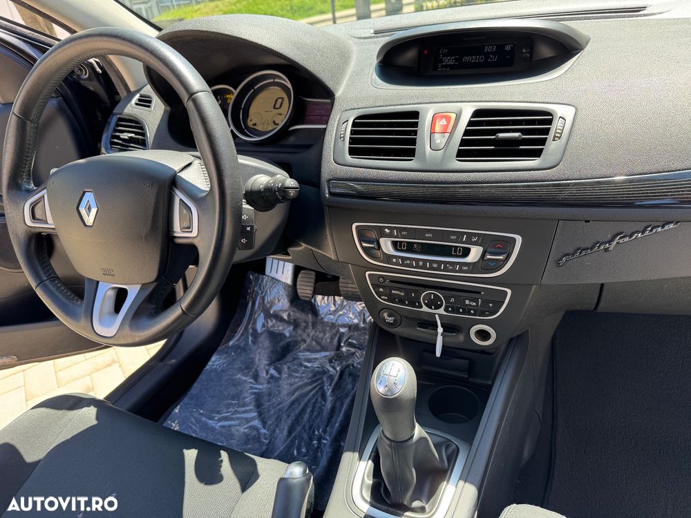 Renault Megane dCi 90 FAP Paris - 8