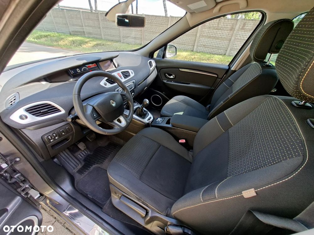 Renault Scenic 1.4 16V TCE Bose Edition - 21
