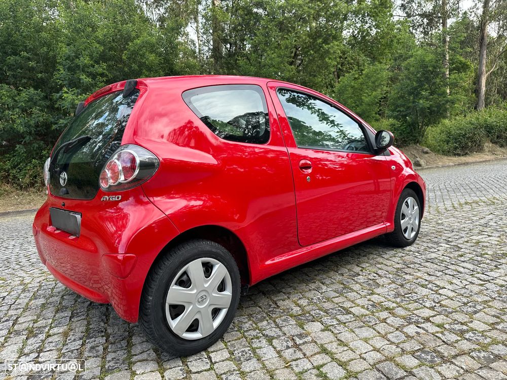Toyota Aygo Cool - 27