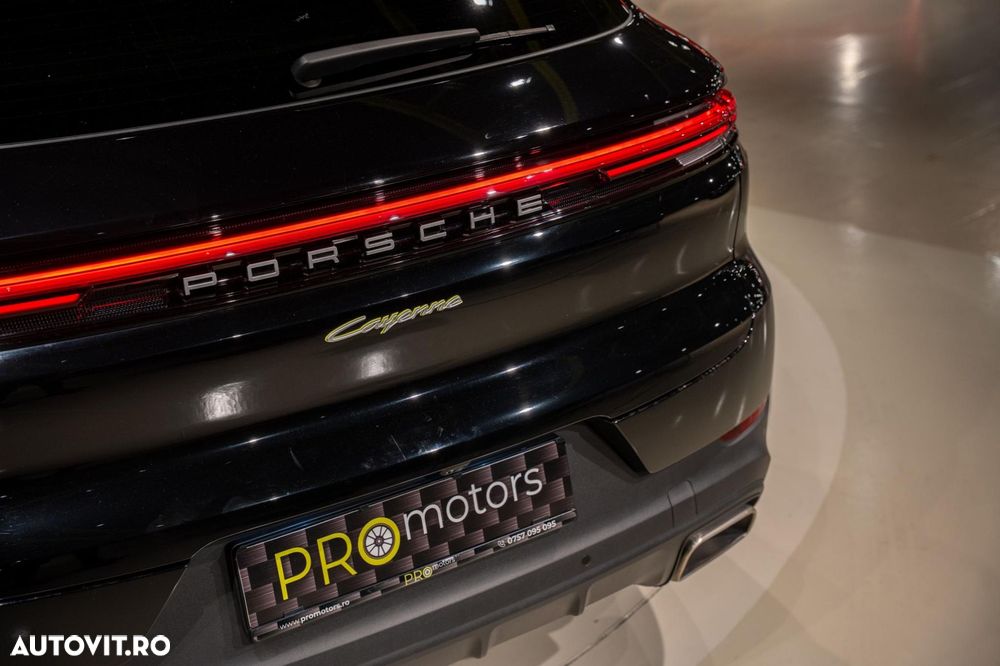 Porsche Cayenne - 18