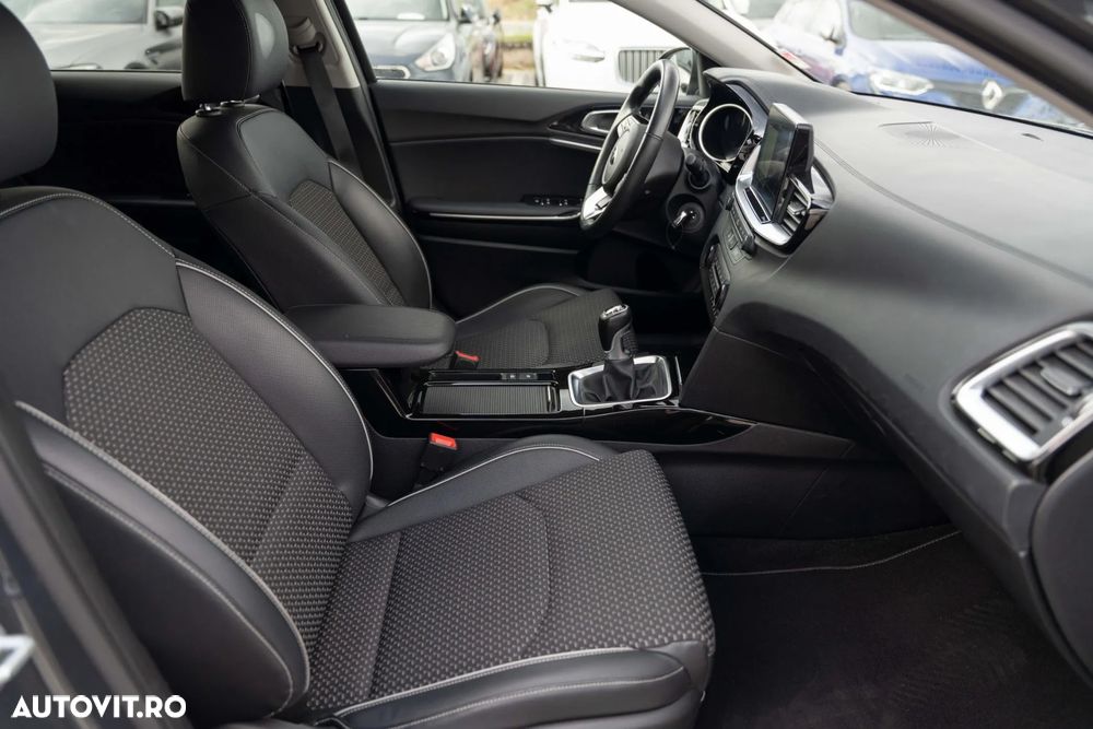 Kia Ceed 1.6 CRDi GT Line - 14