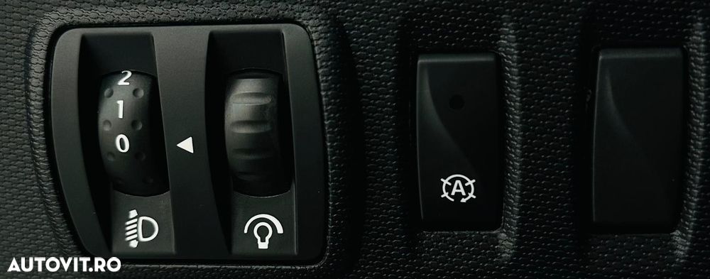 Renault Captur (ENERGY) TCe 90 INTENS - 13