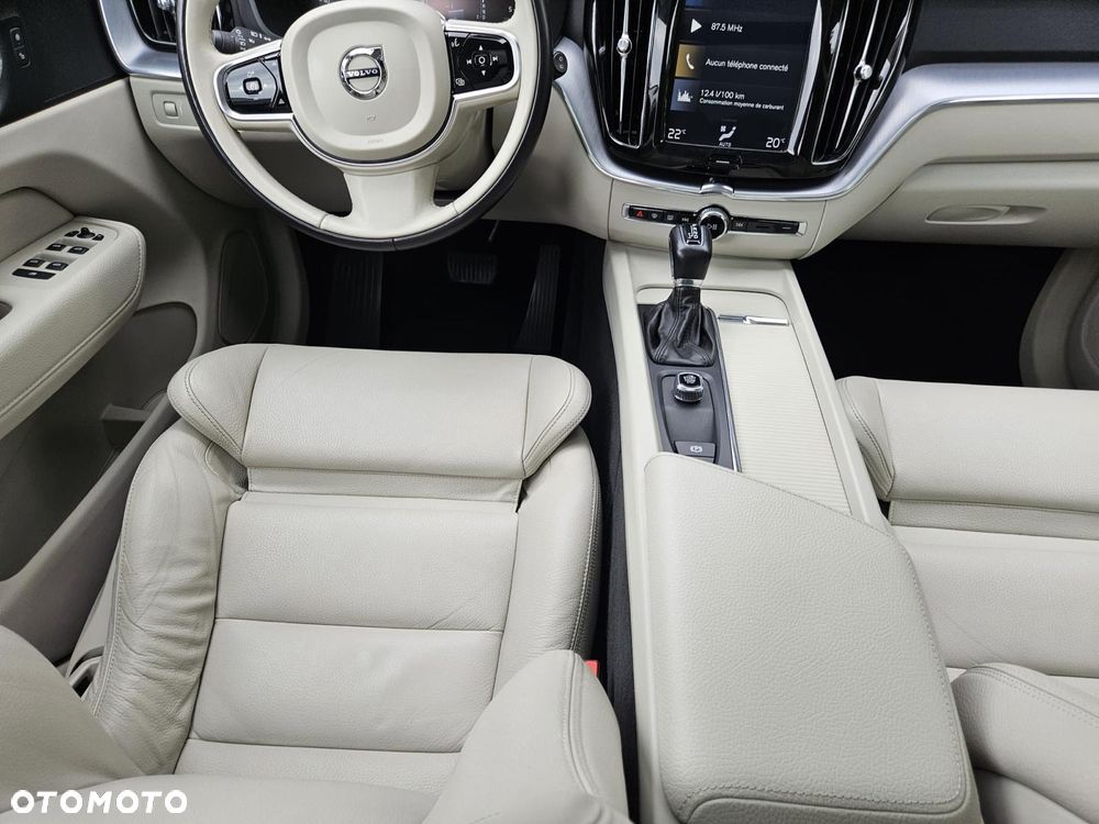 Volvo XC 60 D4 Inscription - 18