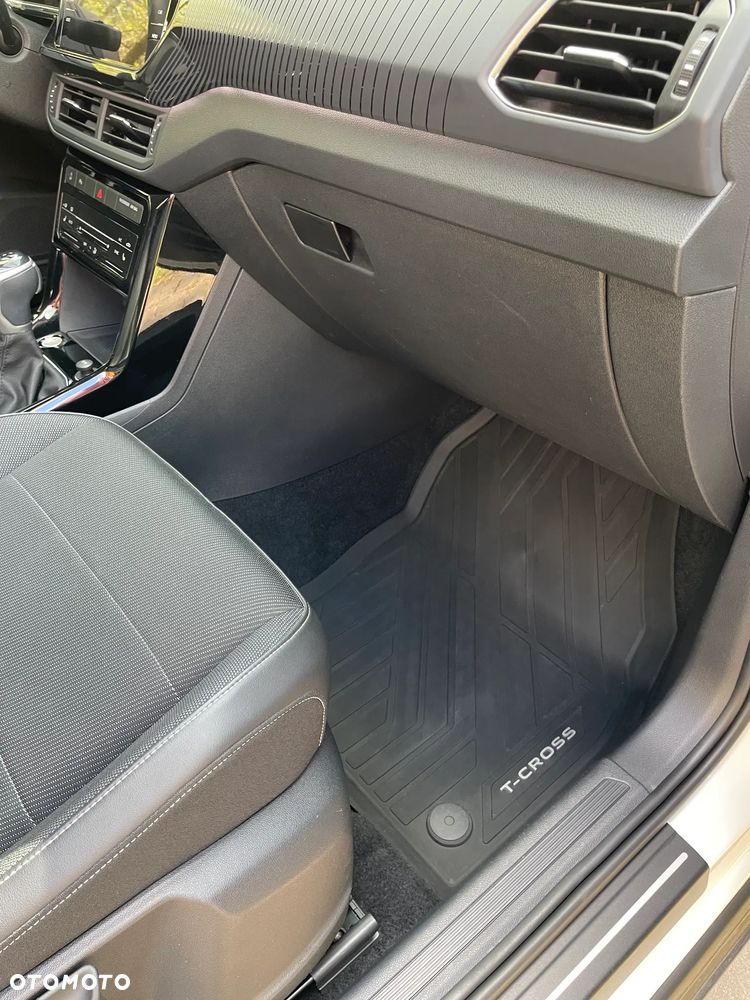 Volkswagen T-Cross 1.5 TSI ACT Style DSG - 18