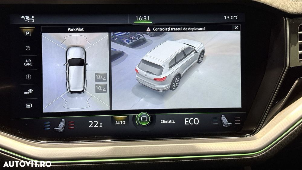 Volkswagen Touareg - 32