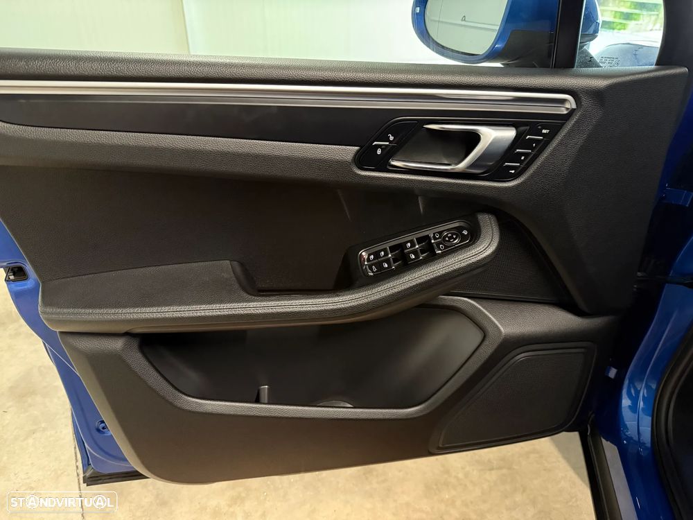 Porsche Macan Standard - 16