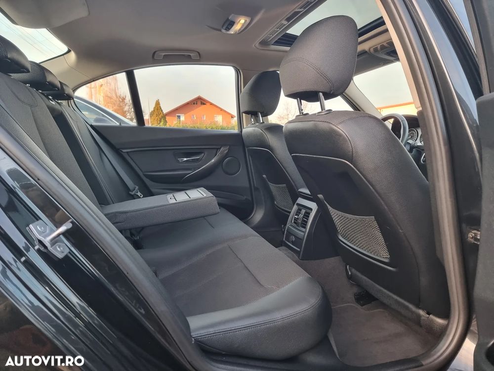 BMW Seria 3 320d Efficient Dynamics Edition Modern Line - 12