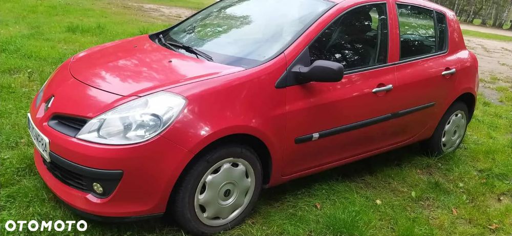 Renault Clio - 1