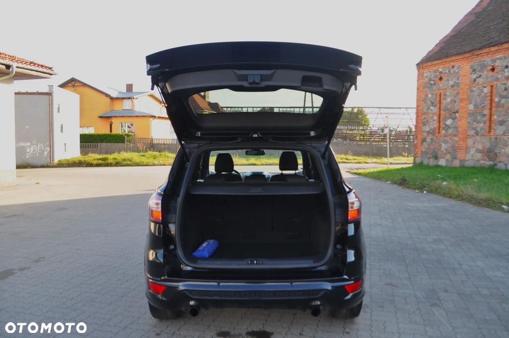Ford Kuga 1.5 EcoBoost 2x4 ST-Line - 9