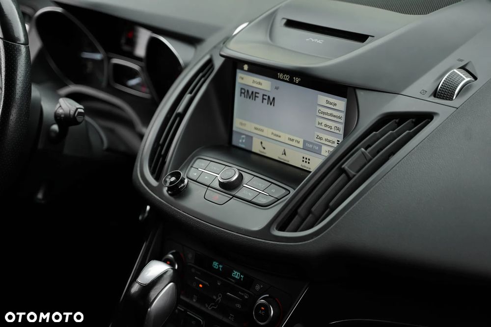 Ford Kuga 2.0 TDCi AWD ST-Line - 19