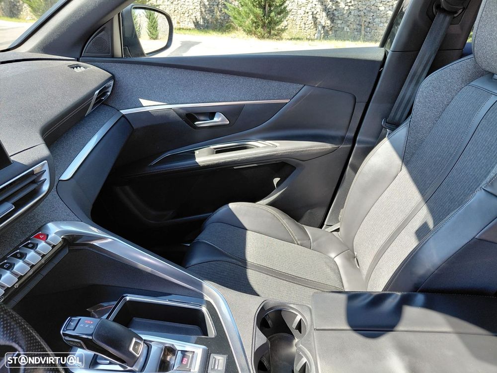 Peugeot 3008 2.0 BlueHDi GT EAT6 - 34