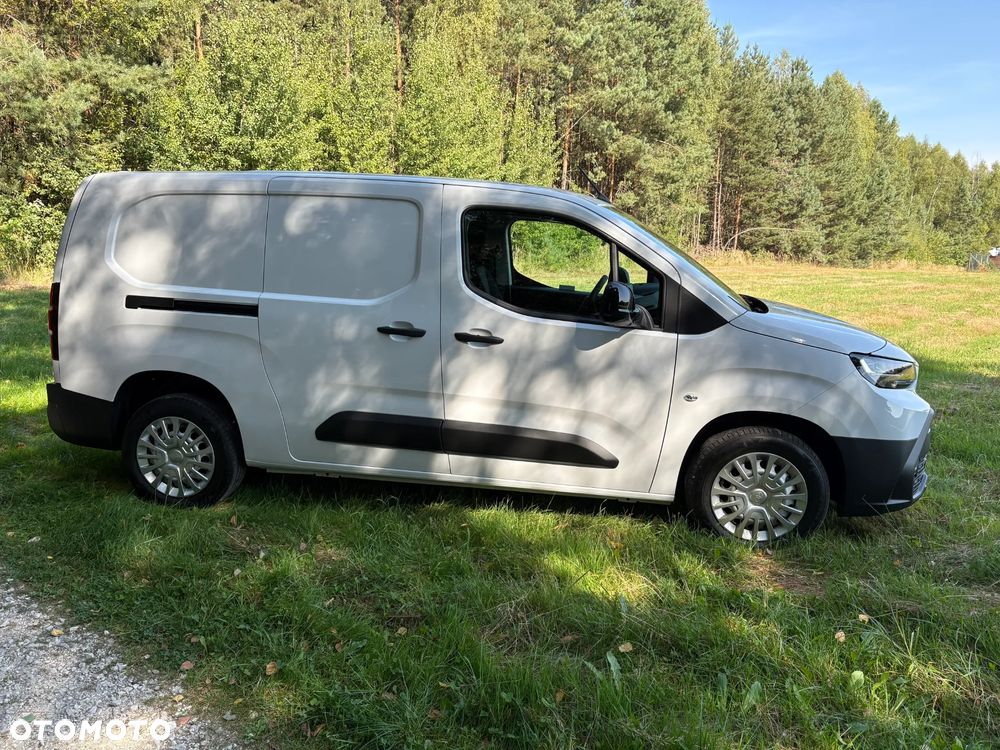 Toyota Proace City Verso 1.5 D-4D Combi - 4