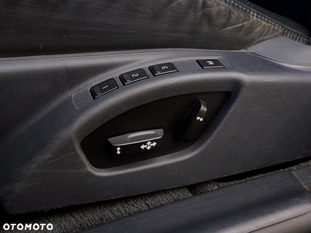 Volvo V70 D3 Summum - 19