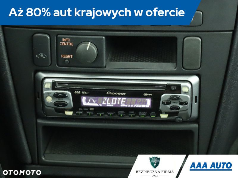 Volvo S40 - 10