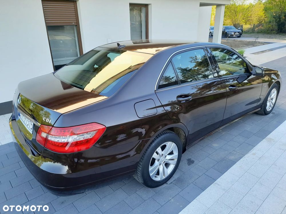 Mercedes-Benz Klasa E 250 CDI 4-Matic BlueEff - 11