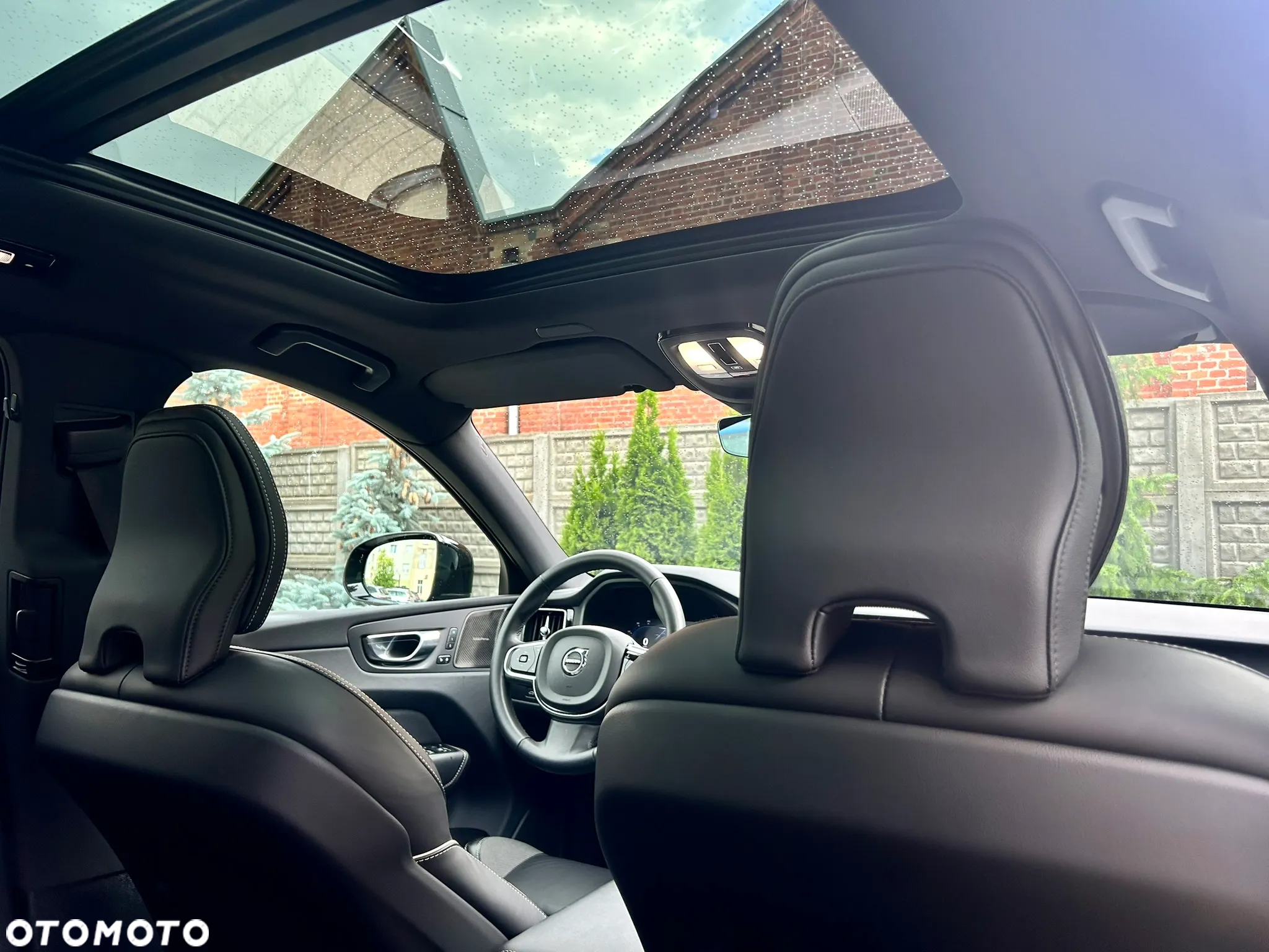 Volvo XC 60 B4 D AWD Plus Dark - 21