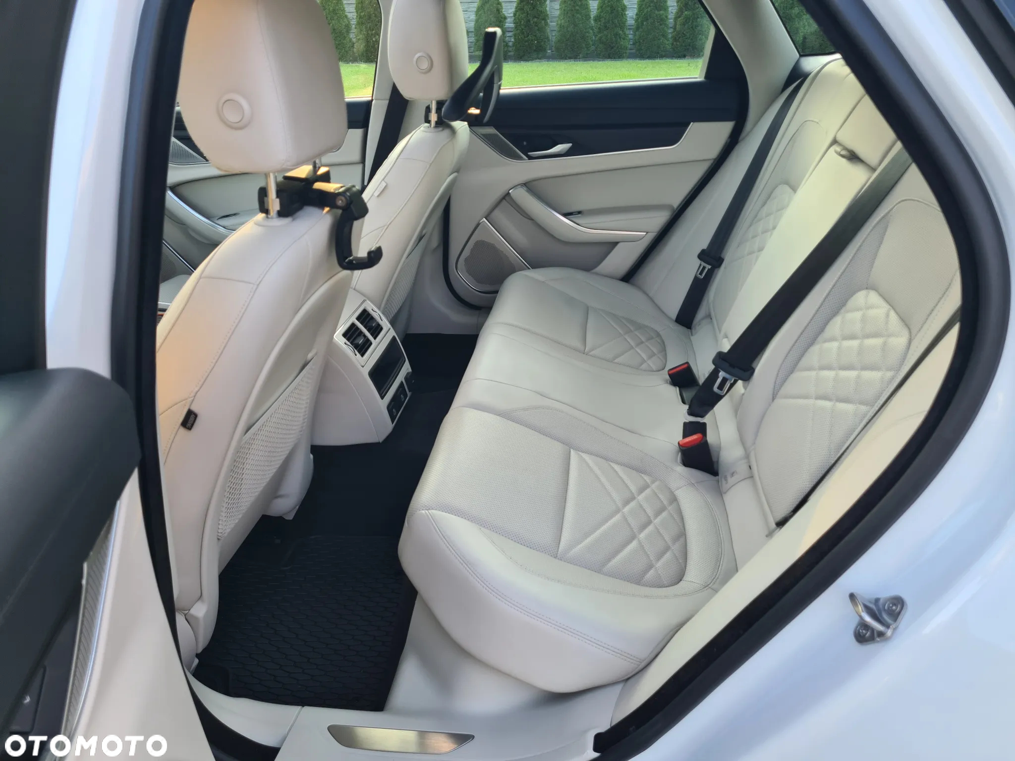 Jaguar XF 2.0 P250 SE - 10