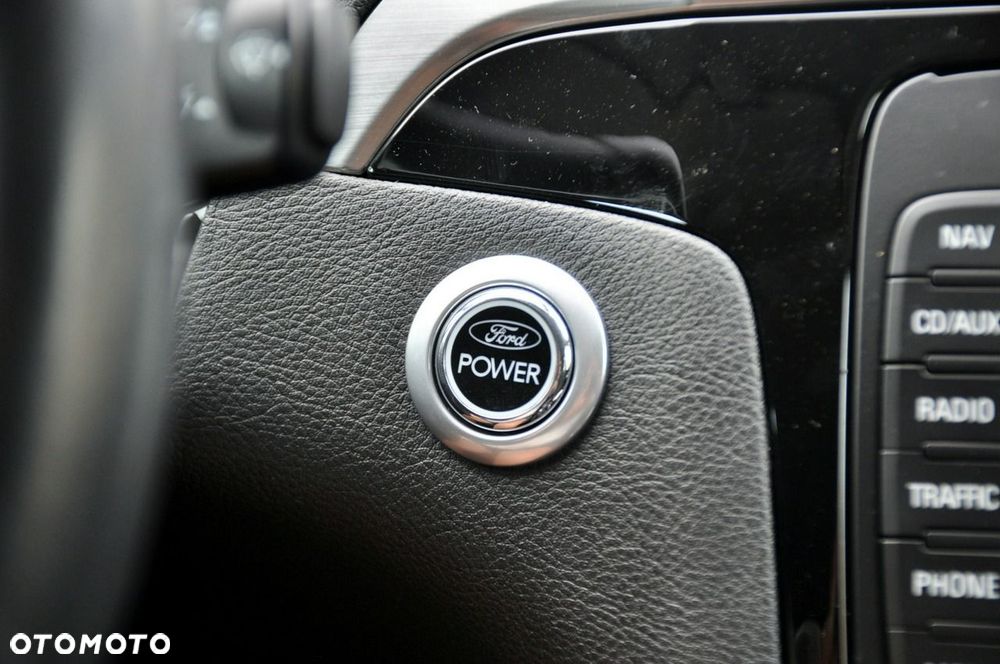 Ford S-Max - 34