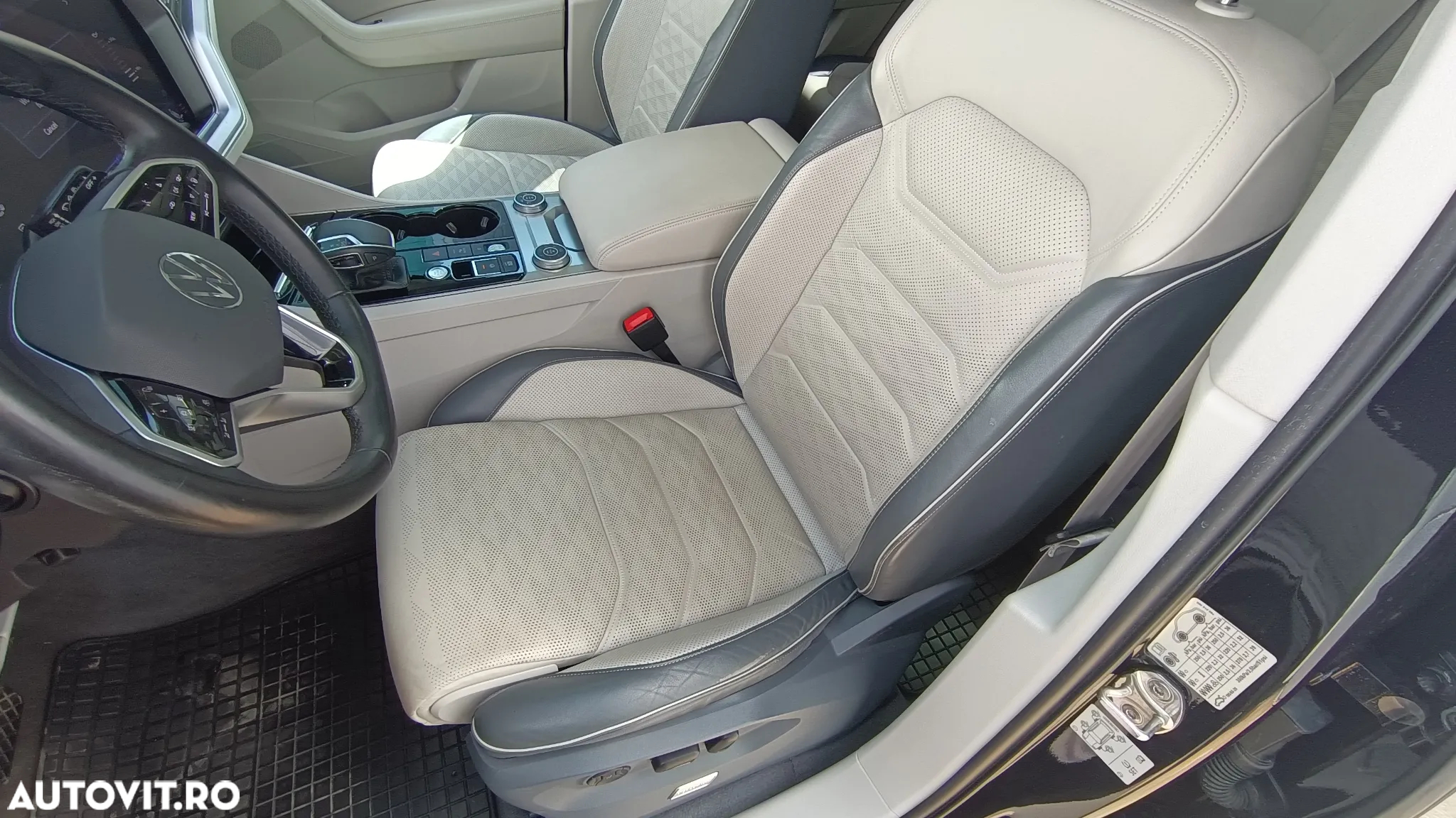Volkswagen Touareg V6 TDI Elegance - 17