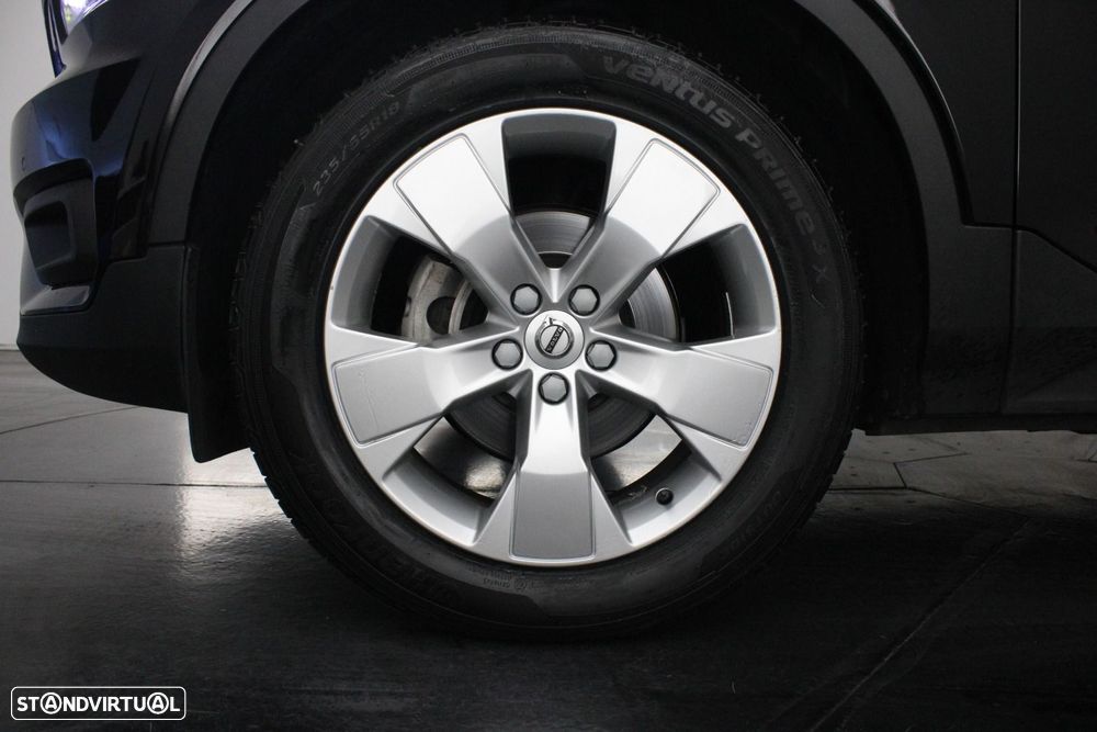 Volvo XC 40 2.0 D3 Momentum Plus Geartronic — fotografia 36