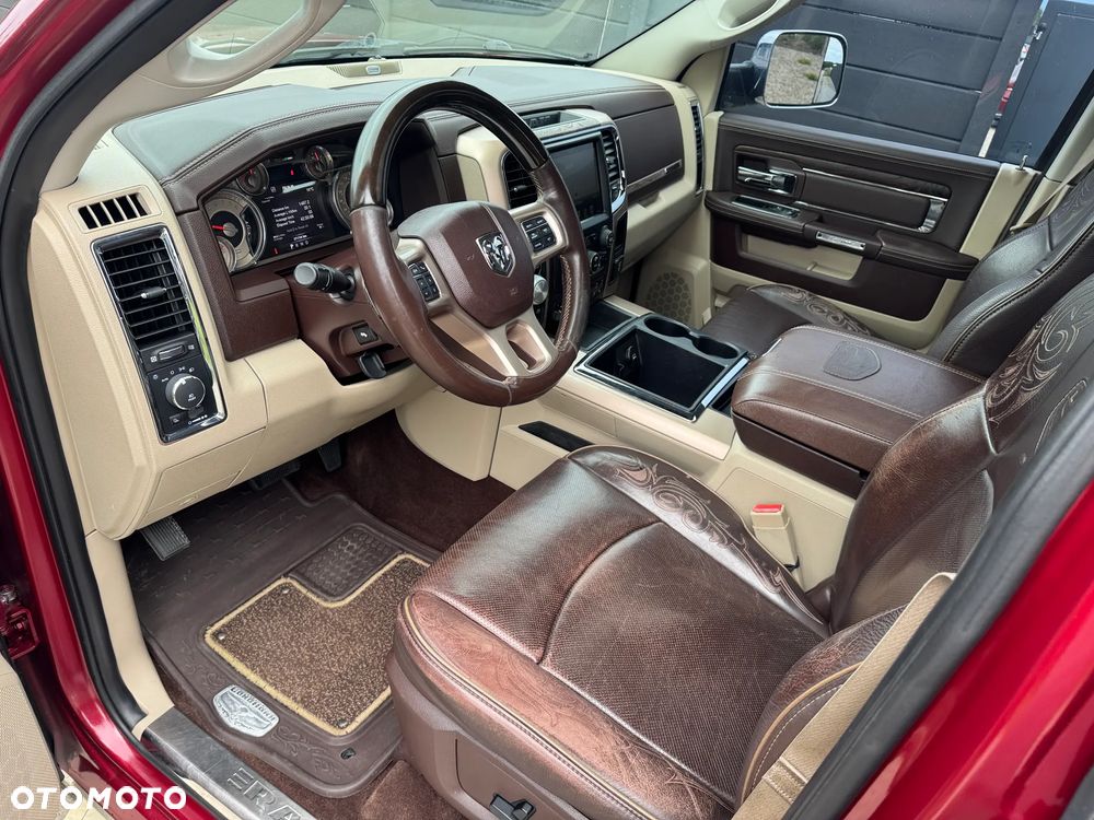 Dodge RAM - 16