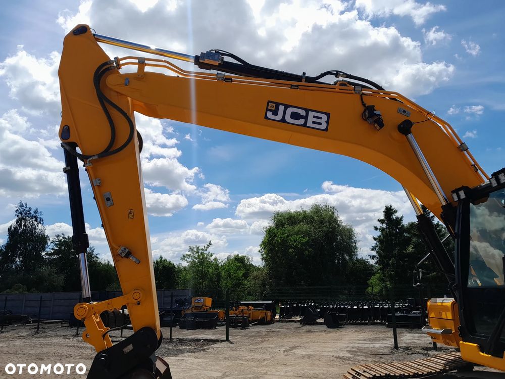 JCB 220x js220 - 10