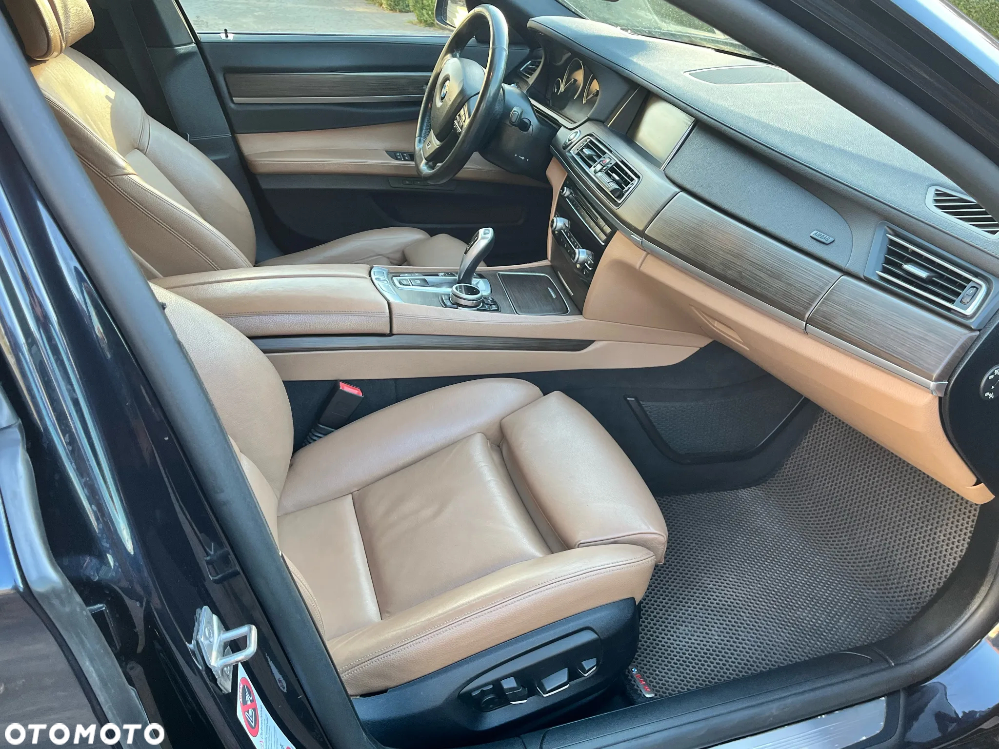 BMW Seria 7 740d xDrive - 18