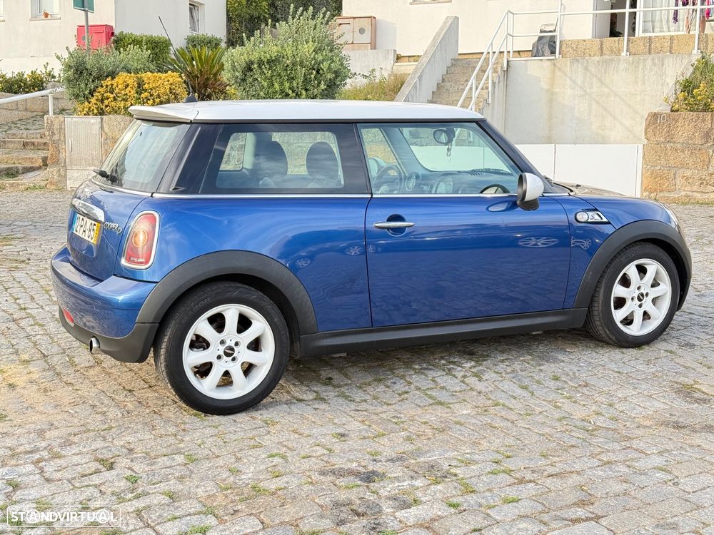 MINI 3 Portas Cooper D - 10