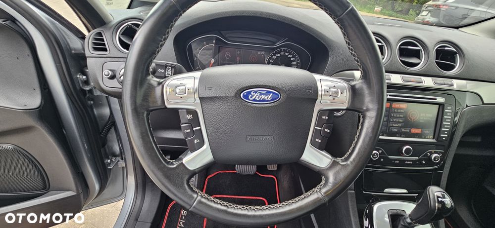 Ford S-Max 2.0 TDCi DPF Business Edition - 31