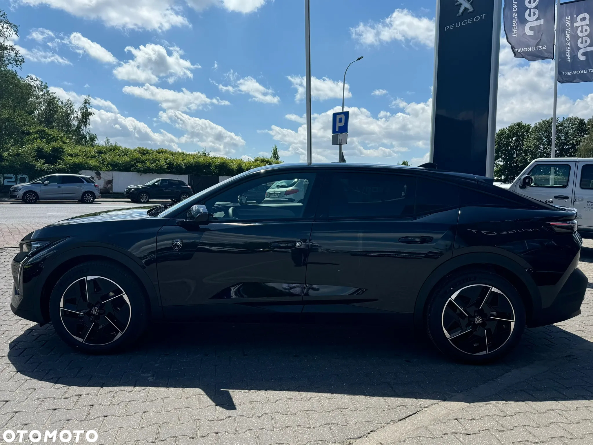 Peugeot 408 - 5