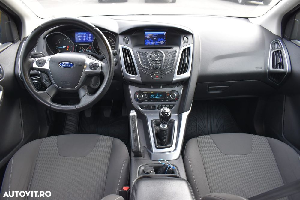 Ford Focus 1.6 TDCI DPF Start-Stopp-System Titanium - 5