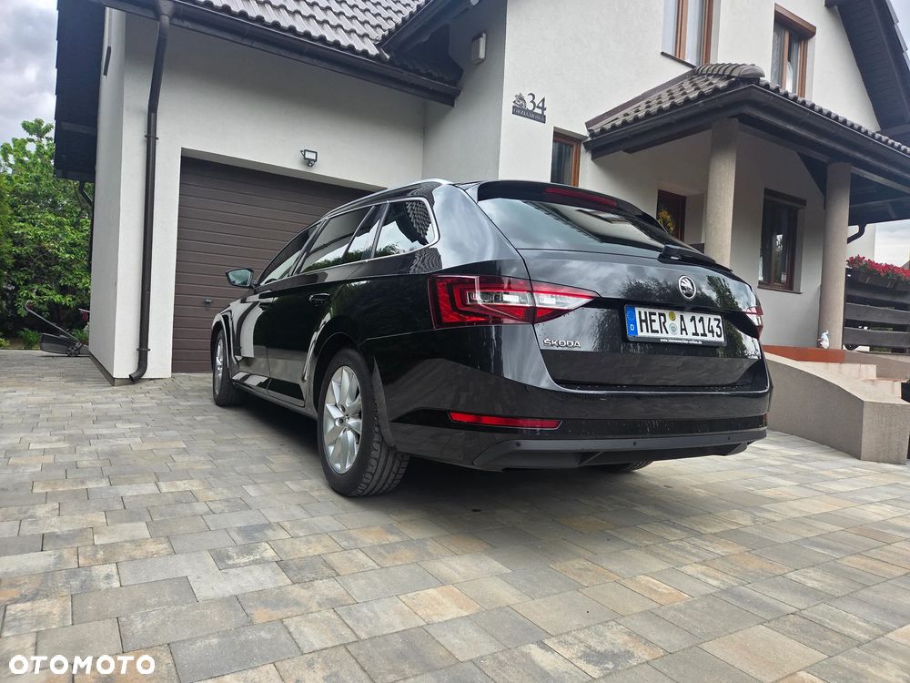 Skoda Superb - 20