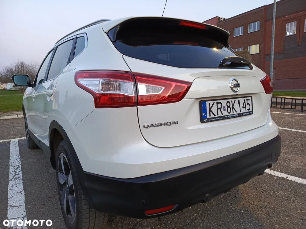 Nissan Qashqai 1.6 DCi 4x4 Tekna EU6 - 22