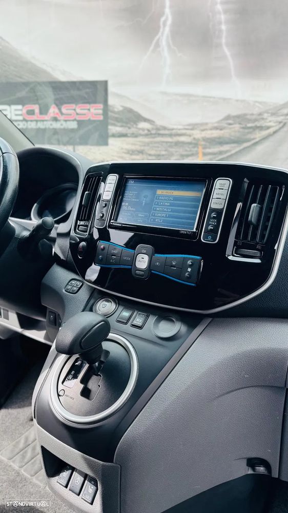 Nissan e-NV200 - 16