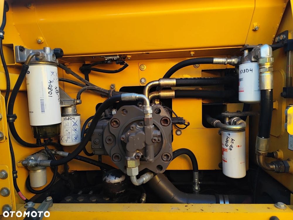 Volvo EC 220 DL - 15