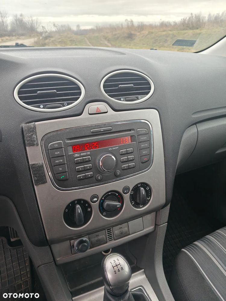 Ford Focus 1.6 TDCi Trend - 8