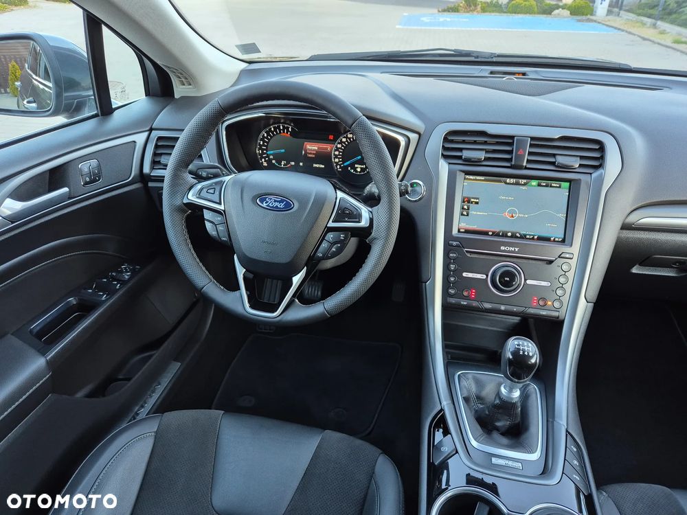 Ford Mondeo 2.0 TDCi STart-Stopp Titanium - 13