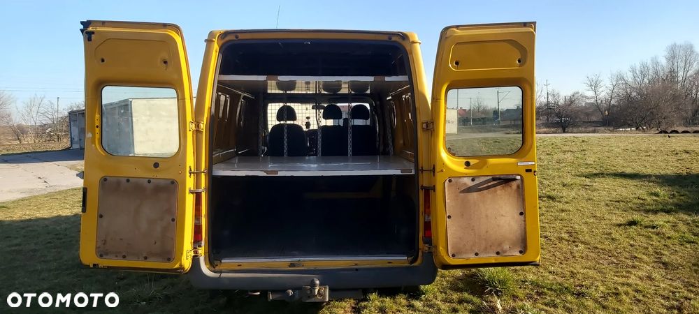 Ford Transit - 8