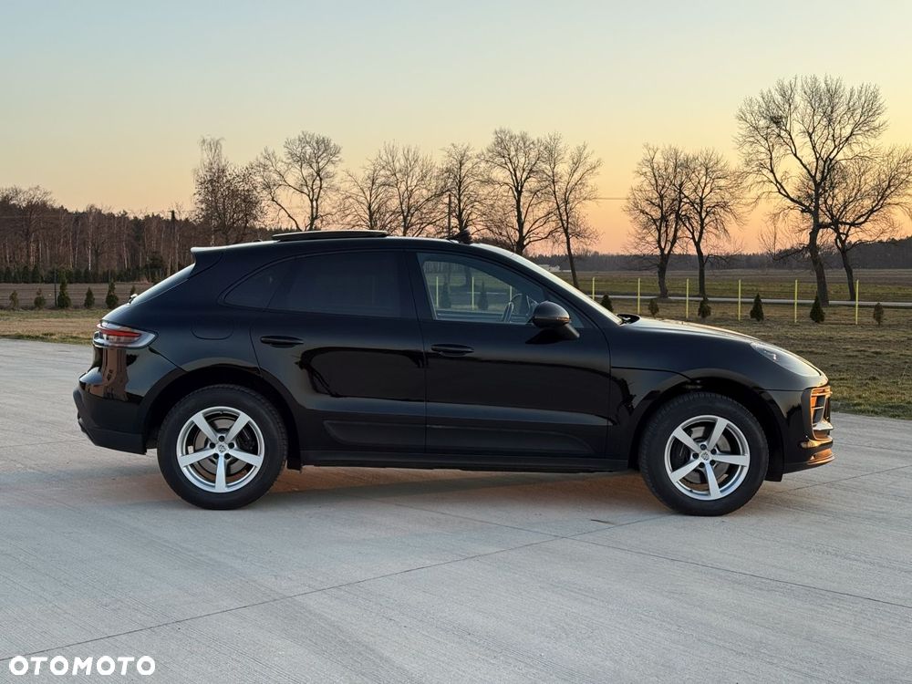 Porsche Macan Standard - 3