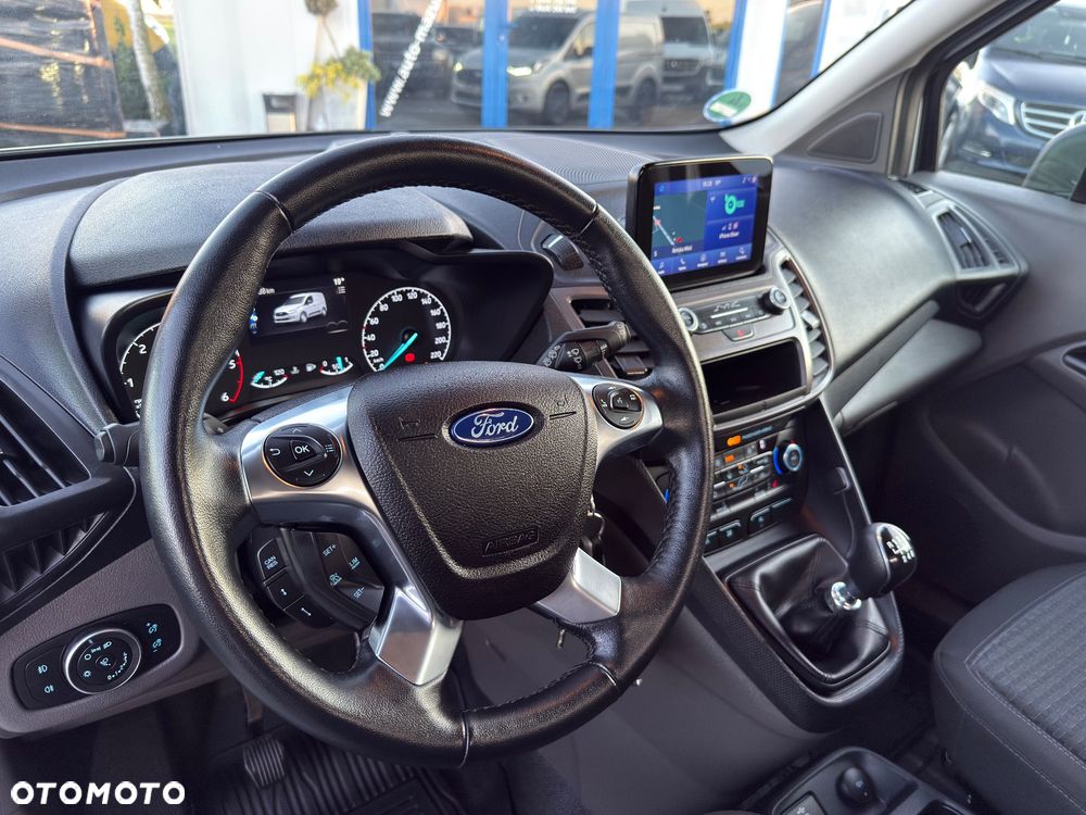 Ford Transit Connect - 11
